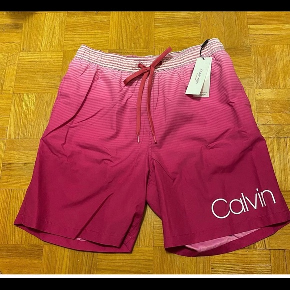 MENS SHORTS:CALVIN KLEIN - Picture 1 of 1